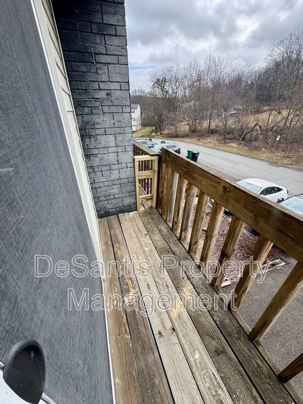 Charming 2 Bed 1.5 Bath in Gibsonia! property image