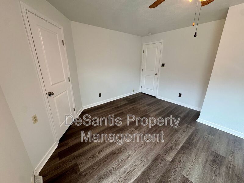 Charming 2 Bed 1.5 Bath in Gibsonia! property image