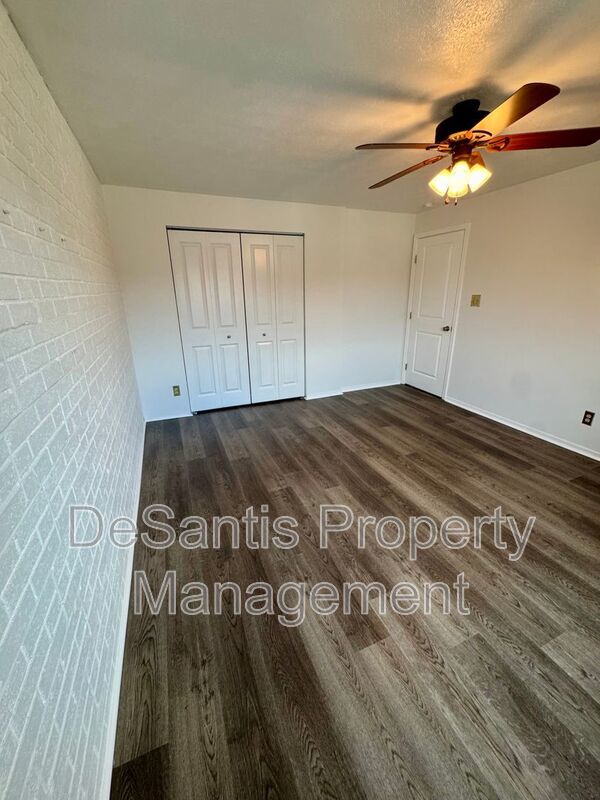 Charming 2 Bed 1.5 Bath in Gibsonia! property image