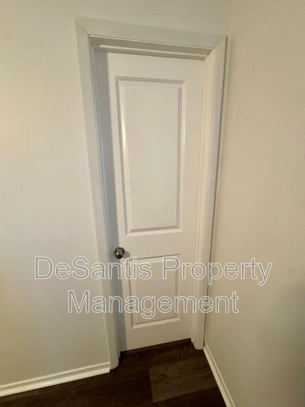 Charming 2 Bed 1.5 Bath in Gibsonia! property image