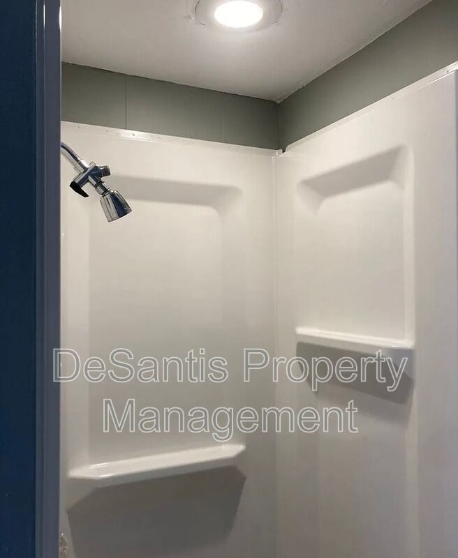 Donora - 1 bedroom 1 Bath - Recently Renovated property image