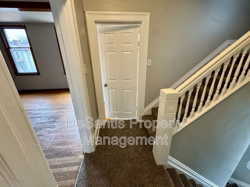 Spacious 3BR + Office | Bright, Updated & Full of Character  in Avalon! property image