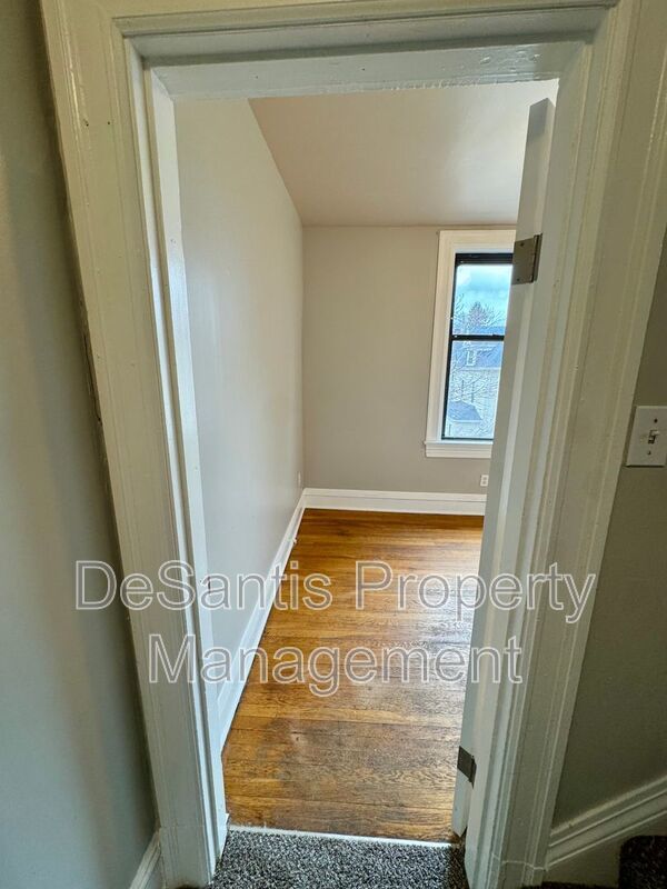 Spacious 3BR + Office | Bright, Updated & Full of Character  in Avalon! property image