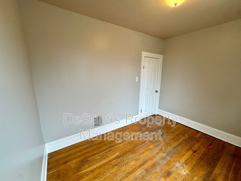 Spacious 3BR + Office | Bright, Updated & Full of Character  in Avalon! property image