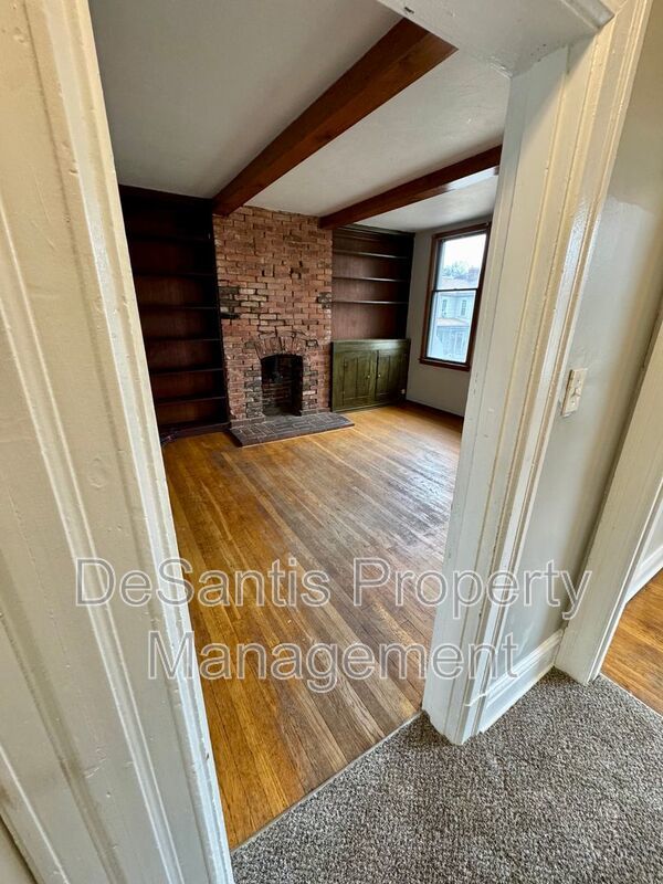 Spacious 3BR + Office | Bright, Updated & Full of Character  in Avalon! property image