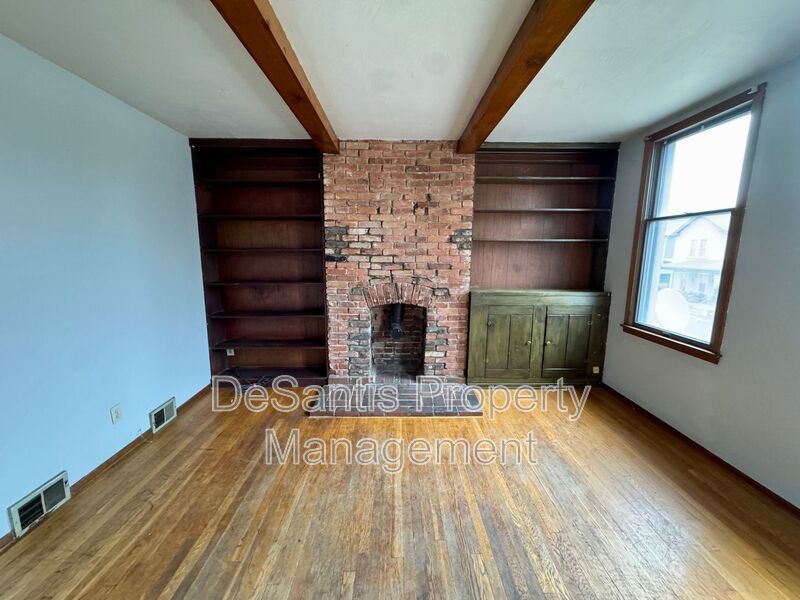 Spacious 3BR + Office | Bright, Updated & Full of Character  in Avalon! property image