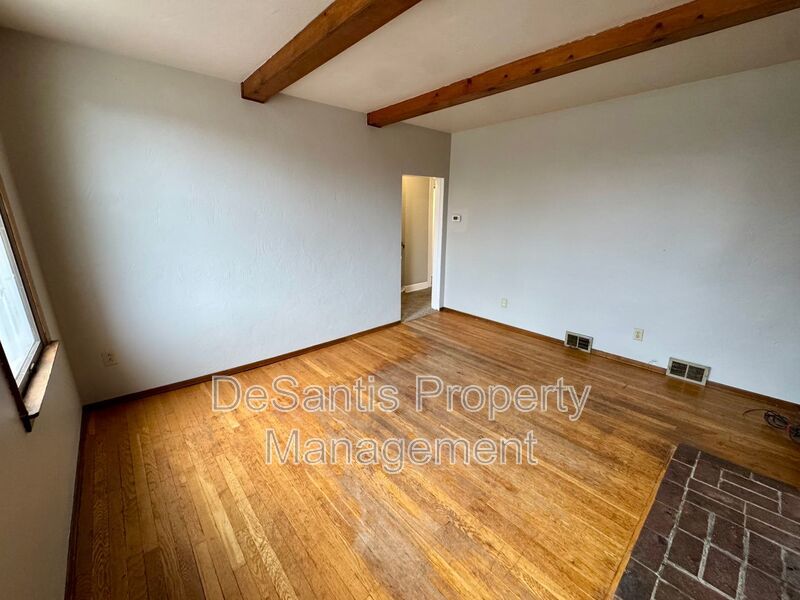 Spacious 3BR + Office | Bright, Updated & Full of Character  in Avalon! property image