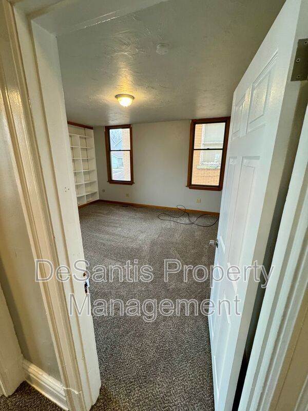 Spacious 3BR + Office | Bright, Updated & Full of Character  in Avalon! property image