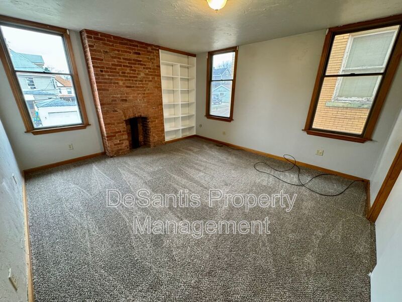 Spacious 3BR + Office | Bright, Updated & Full of Character  in Avalon! property image