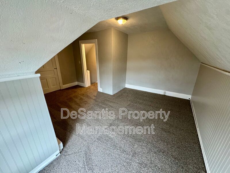 Spacious 3BR + Office | Bright, Updated & Full of Character  in Avalon! property image