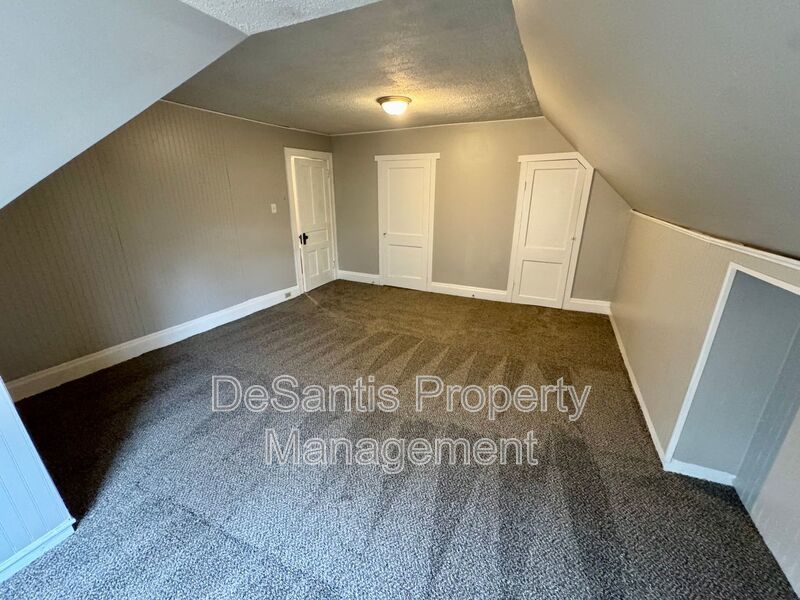 Spacious 3BR + Office | Bright, Updated & Full of Character  in Avalon! property image