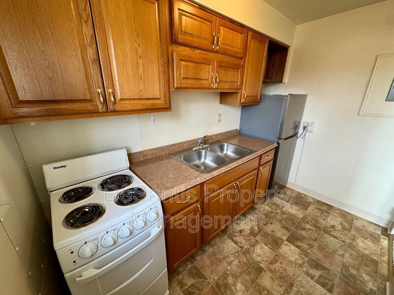 Beautifully maintained 1 Bedroom 1 Bathroom in West View! property image