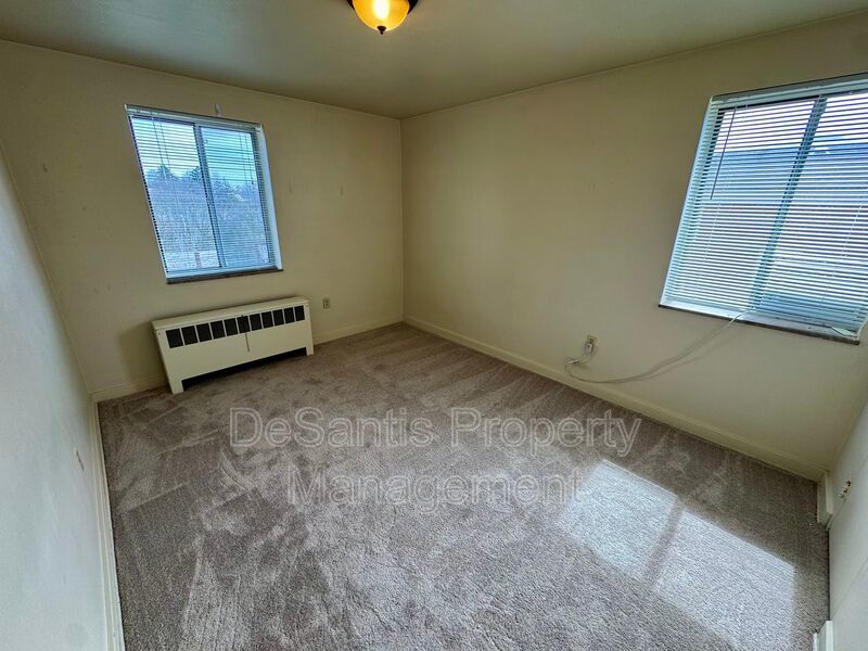 Beautifully maintained 1 Bedroom 1 Bathroom in West View! property image
