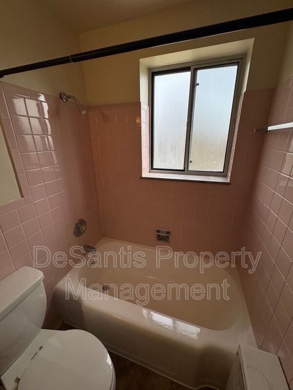 Beautifully maintained 1 Bedroom 1 Bathroom in West View! property image