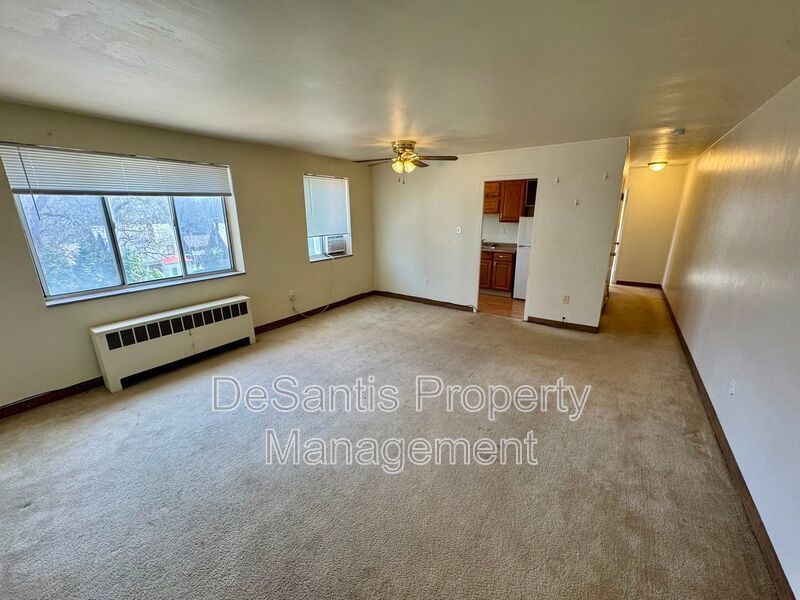 Beautifully maintained 1 Bedroom 1 Bathroom in West View! property image