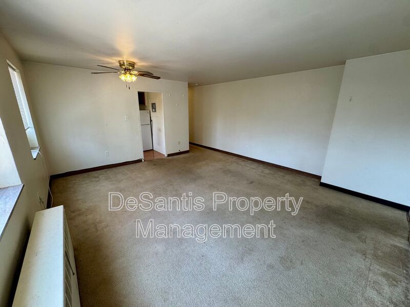 Beautifully maintained 1 Bedroom 1 Bathroom in West View! property image