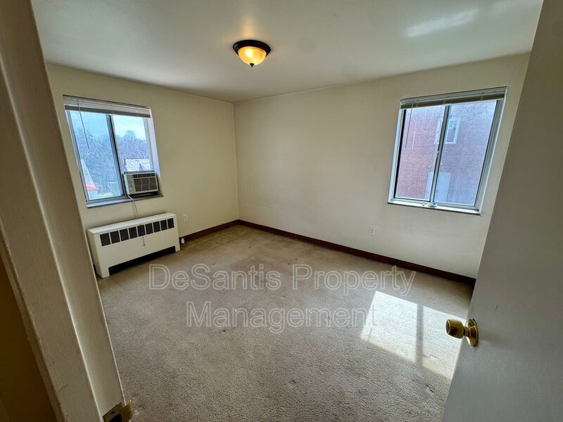 Beautifully maintained 1 Bedroom 1 Bathroom in West View! property image