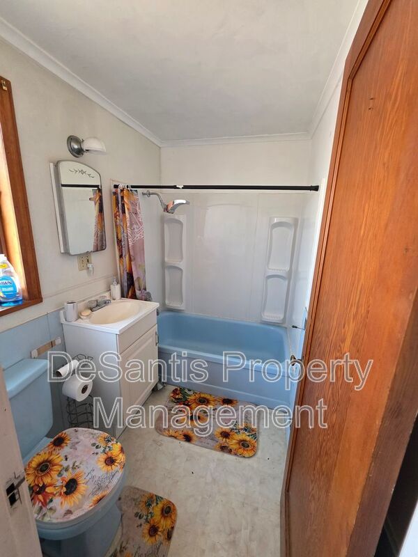 3-bedroom, 1-bath home in Clairton, PA property image