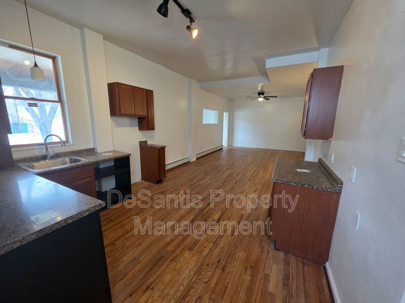 3-bedroom, 1-bath apartment in Wilmerding property image