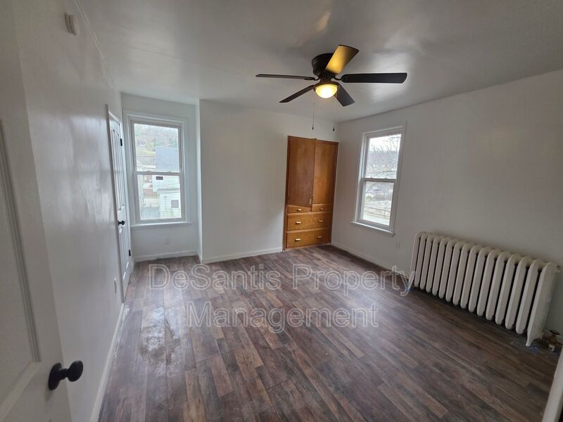 3-bedroom, 1-bath apartment in Wilmerding property image