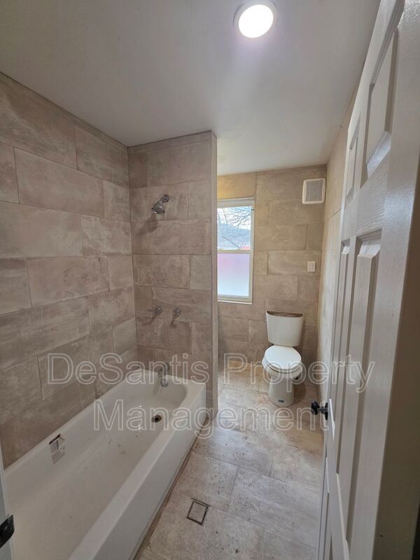 3-bedroom, 1-bath apartment in Wilmerding property image