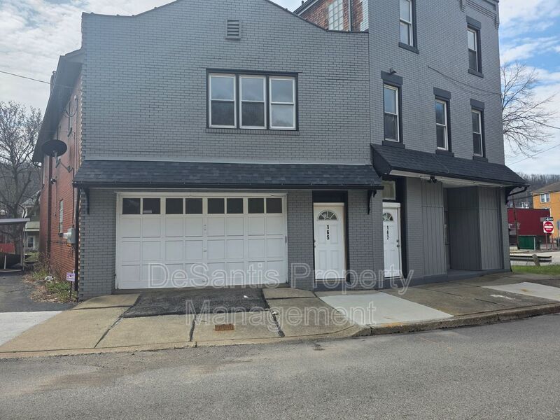 3 Bedroom 1 bath in Wilmerding property image