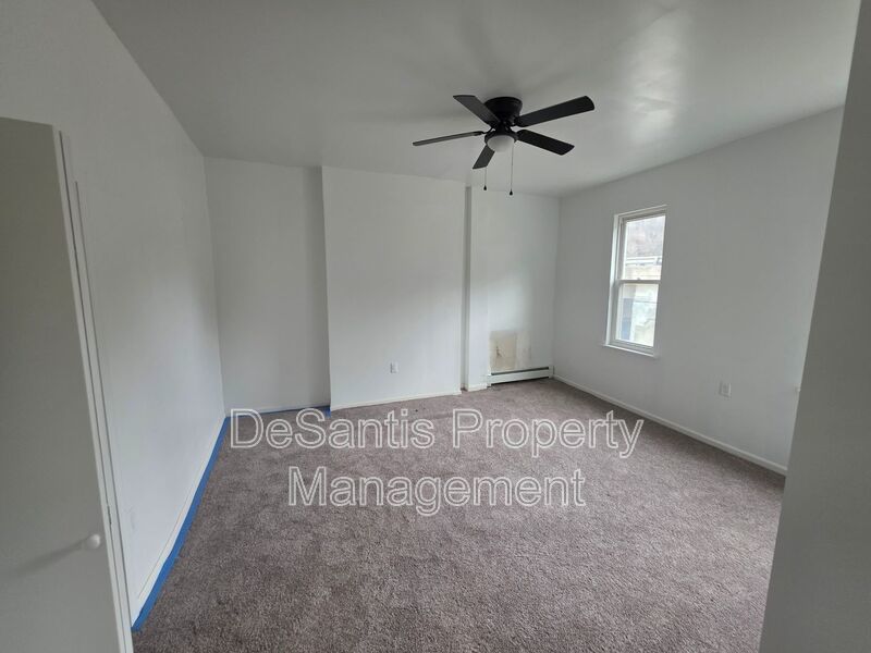 3 Bedroom 1 bath in Wilmerding property image