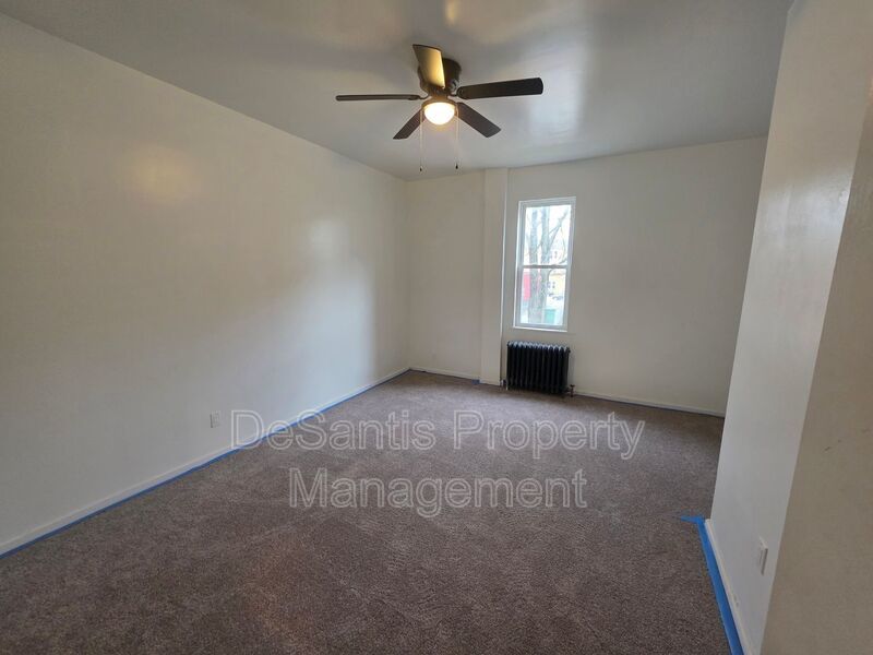 3 Bedroom 1 bath in Wilmerding property image
