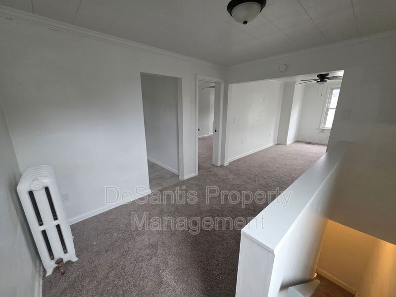 3 Bedroom 1 bath in Wilmerding property image