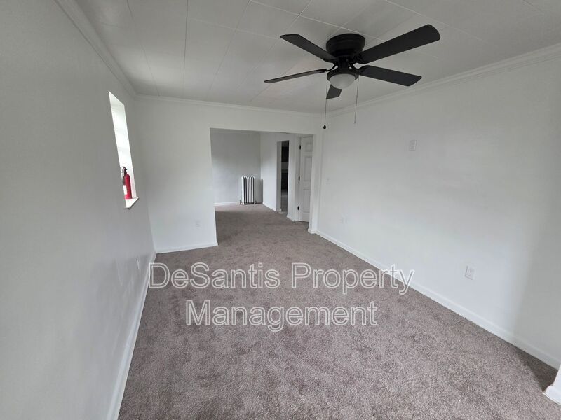 3 Bedroom 1 bath in Wilmerding property image