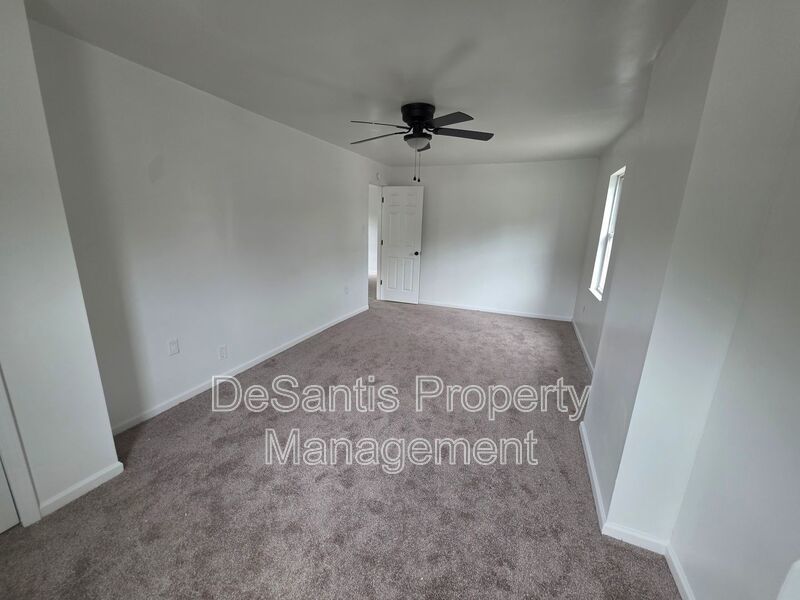 3 Bedroom 1 bath in Wilmerding property image