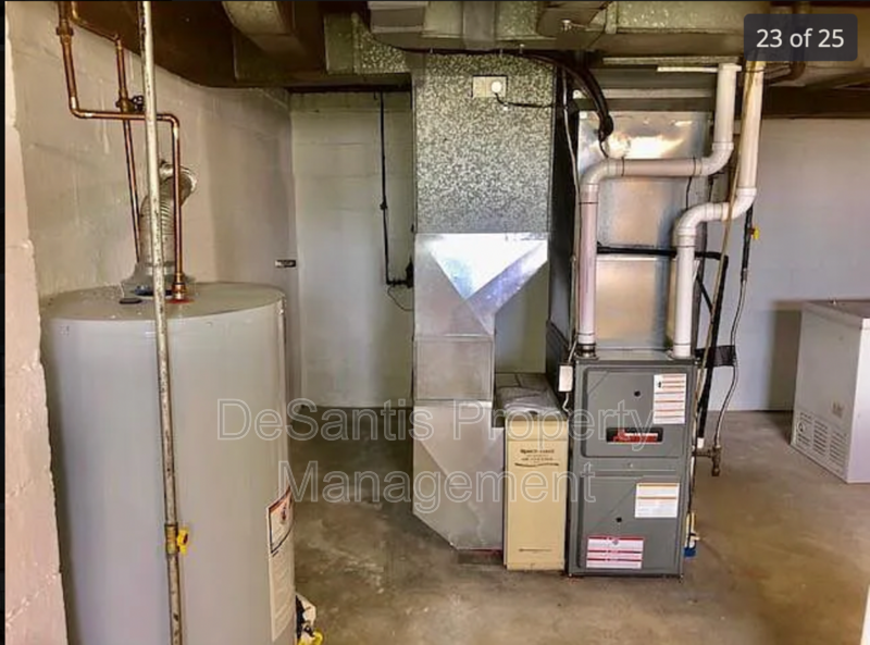 Beautiful Cape Cod 3 bedroom 2 bath- Ellwood City property image