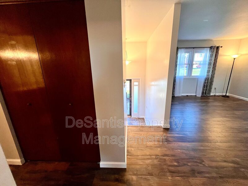 Apple Hill Community - 3 Bedroom 2 Bathroom - Beautiful Home for Rent! property image