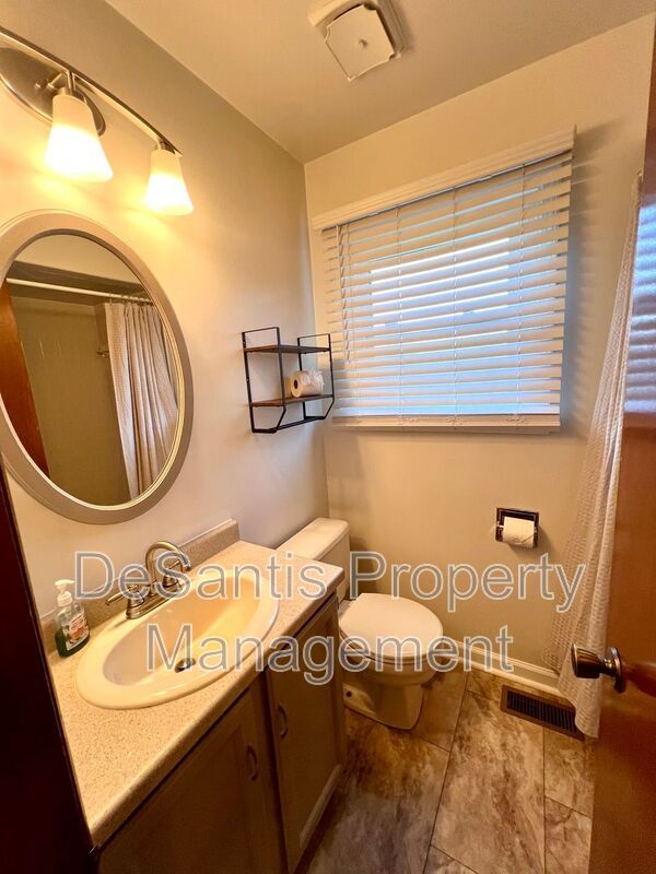 Apple Hill Community - 3 Bedroom 2 Bathroom - Beautiful Home for Rent! property image