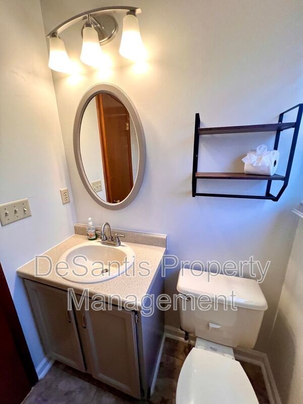 Apple Hill Community - 3 Bedroom 2 Bathroom - Beautiful Home for Rent! property image