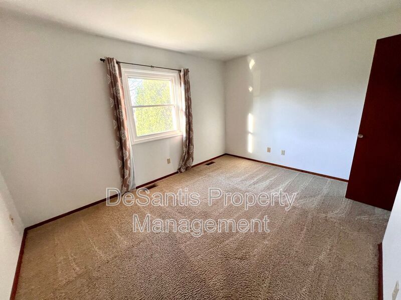 Apple Hill Community - 3 Bedroom 2 Bathroom - Beautiful Home for Rent! property image