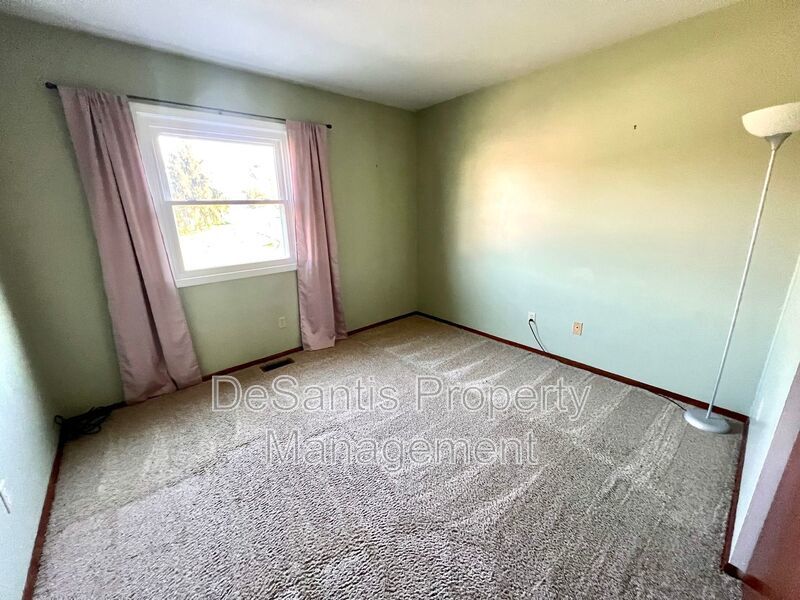 Apple Hill Community - 3 Bedroom 2 Bathroom - Beautiful Home for Rent! property image