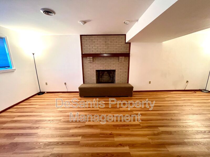 Apple Hill Community - 3 Bedroom 2 Bathroom - Beautiful Home for Rent! property image