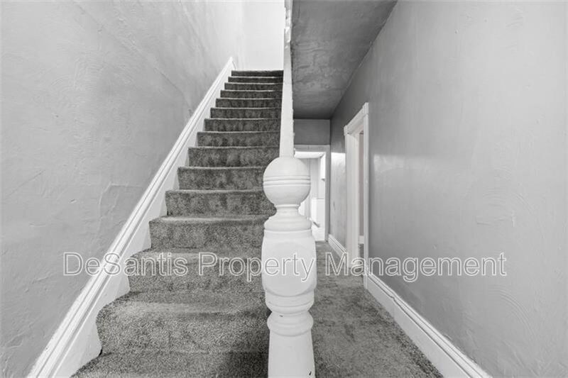 5-bedroom, 1-bath home in East Pittsburgh property image