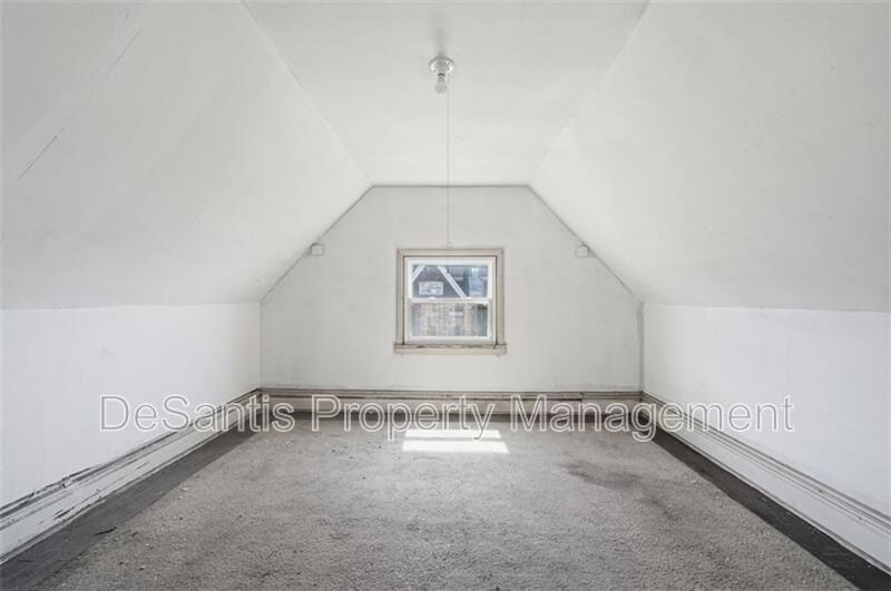 5-bedroom, 1-bath home in East Pittsburgh property image