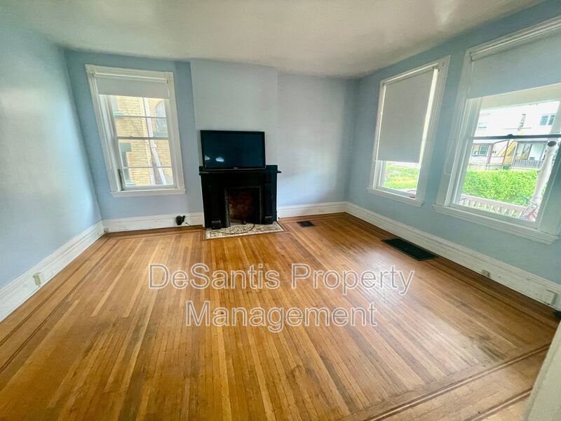 2 Bed 1 Bath- Pittsburgh PA property image