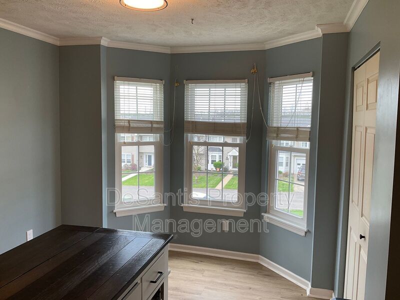Large 3 Bedroom 2.5 bath townhome with additional finished room. property image