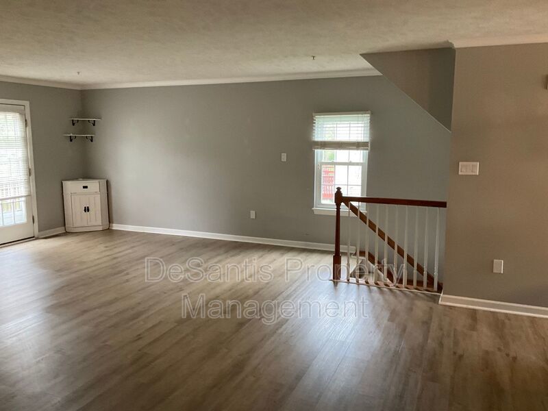 Large 3 Bedroom 2.5 bath townhome with additional finished room. property image