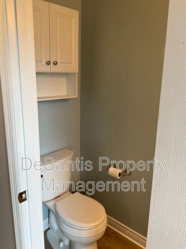Large 3 Bedroom 2.5 bath townhome with additional finished room. property image