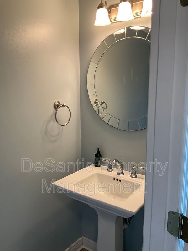 Large 3 Bedroom 2.5 bath townhome with additional finished room. property image