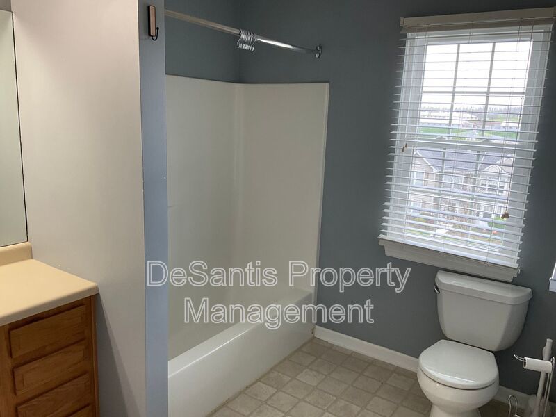Large 3 Bedroom 2.5 bath townhome with additional finished room. property image