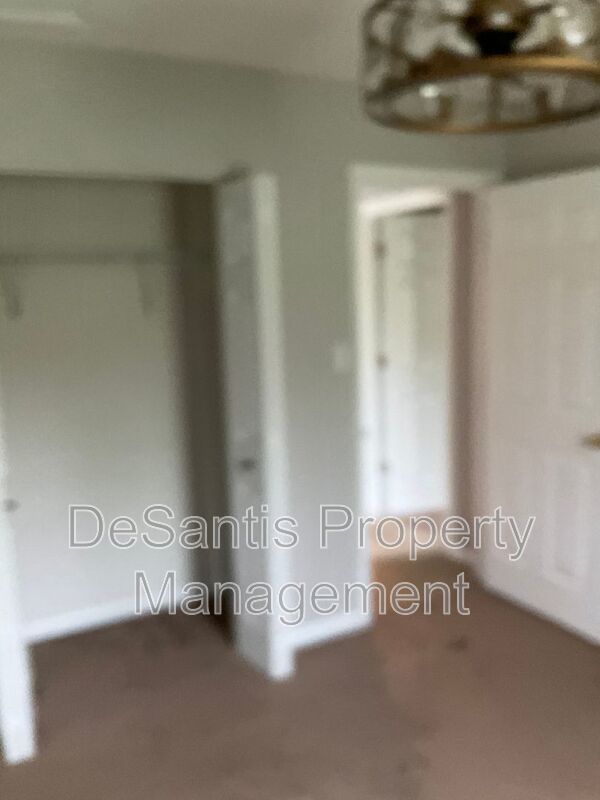 Large 3 Bedroom 2.5 bath townhome with additional finished room. property image