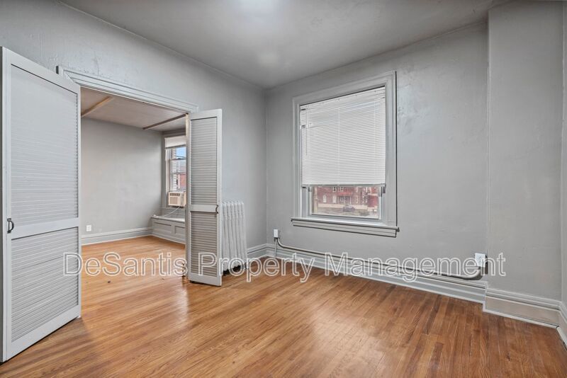 Spacious 2 Bed / 1 Bath in Desirable Bloomfield property image