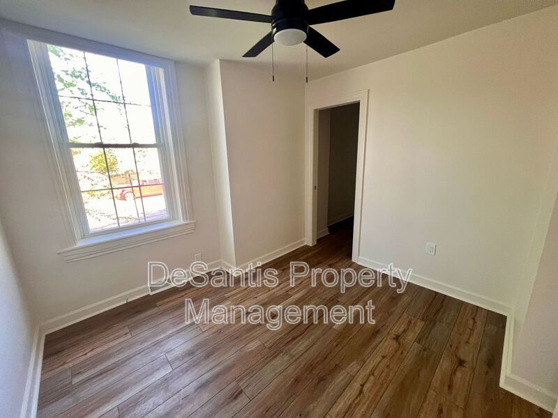 Beaver - 1 Bed 1 Bath - Just Renovated property image