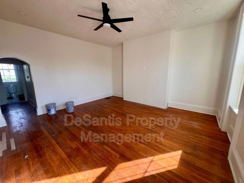 Beaver - 1 Bed 1 Bath - Just Renovated property image